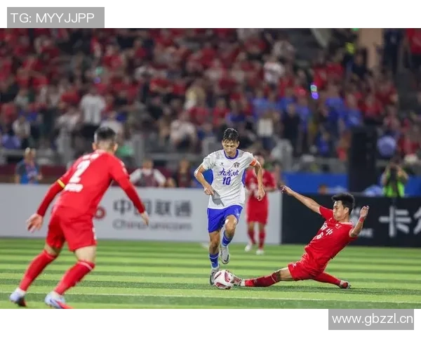 赛后分析：深圳足球队与重庆足球队球员个人能力对比与表现评估