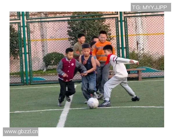 足球菊客：探索足球文化的魅力与激情，感受球场上的友谊与竞争